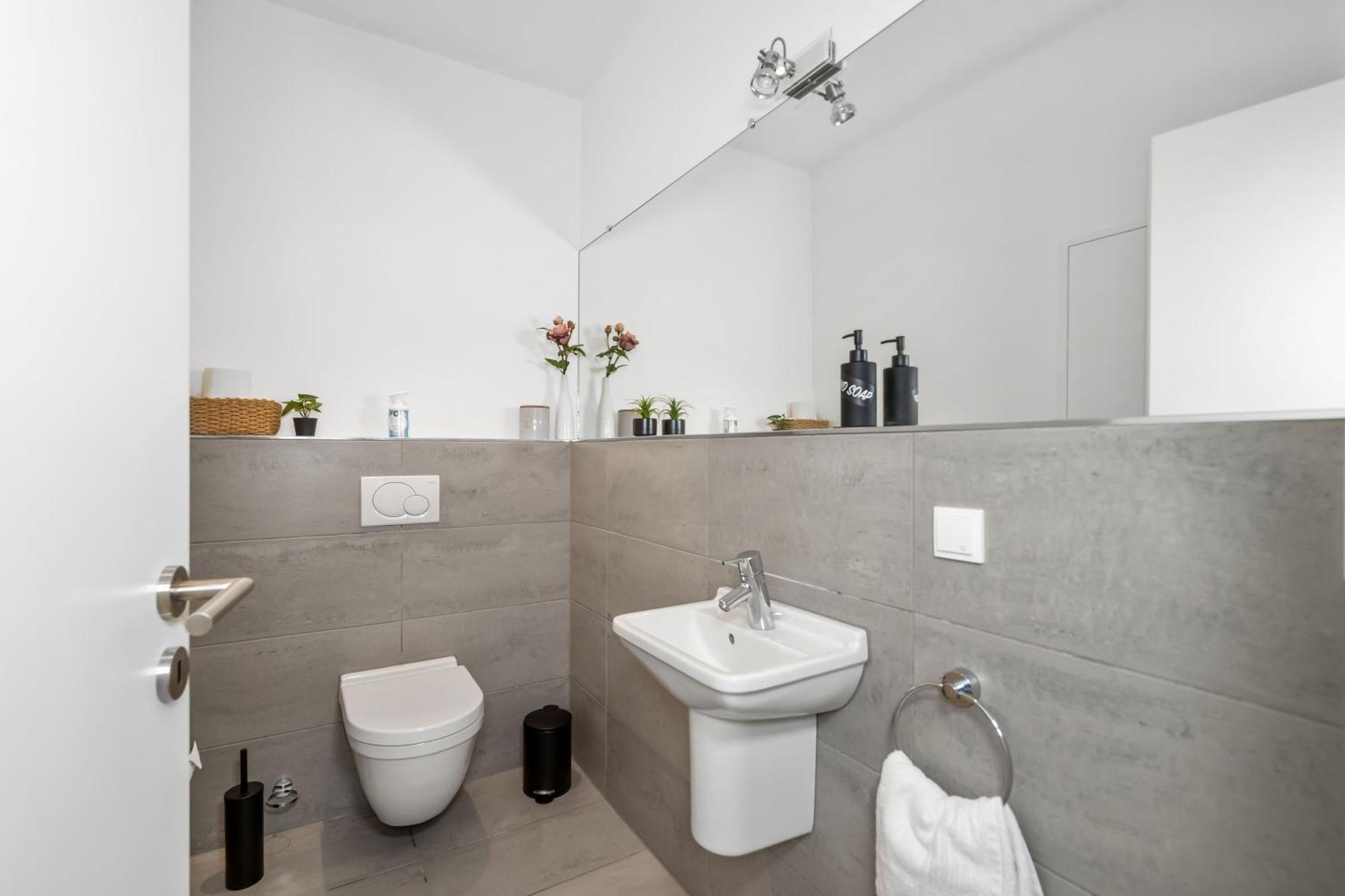 Dnd Design Loft I 170Qm I Parken I Balkon I Workstation I Netflix I Kaffee I Waschmaschine I Trockner I Xbox I Ausblick Apartamento Wurtzburgo Exterior foto